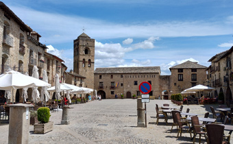 Ainsa old town square